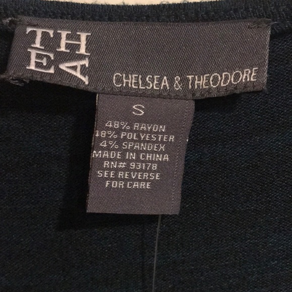 Chelsea & Theodore faux wrap dress - Picture 3 of 4